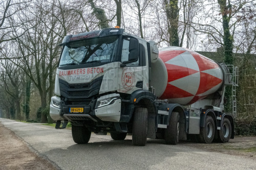 X-Way 8x4 - 10